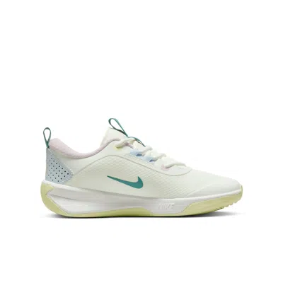 Nike (gs)  Omni Multi-court 'citron Tint Cobalt Bliss'