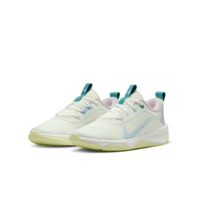 Nike (gs)  Omni Multi-court 'citron Tint Cobalt Bliss'