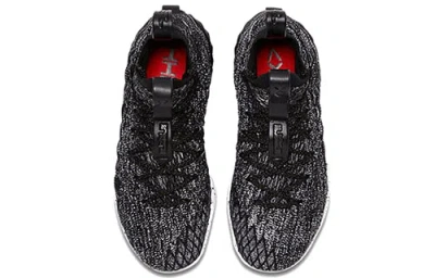Nike Lebron Xv Sneakers