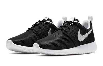 Nike (gs)  Roshe One 'black Metallic Silver'