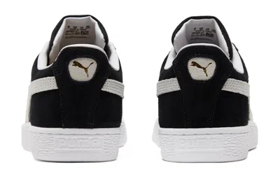 Puma Suede Classic Xxi Low-top Sneakers In Black