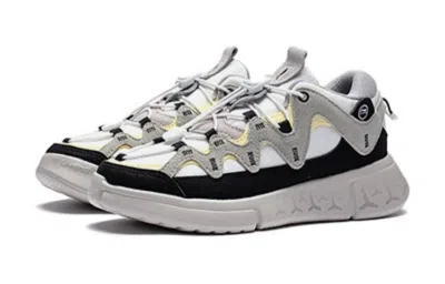 Li-ning (gs)  Wade Essence 2.3 Lite 'grey Black'