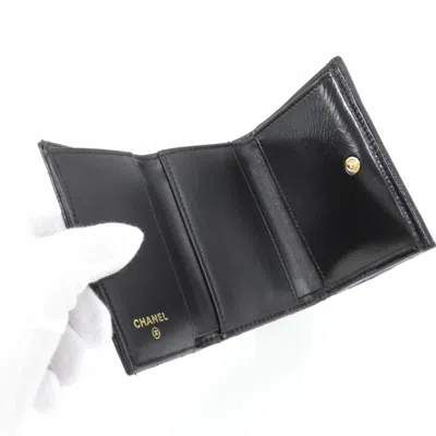 Pre-owned Chanel Black Leather Wallet (tri-fold) ()