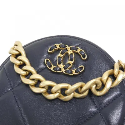 Pre-owned Chanel Navy Leather Shoulder Bag ()
