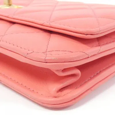 Pre-owned Chanel Pink Leather Chain/shoulder Wallet ()