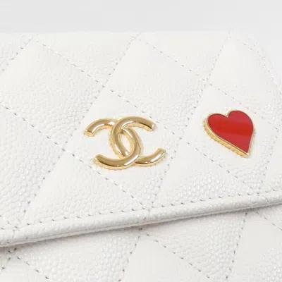 Pre-owned Chanel White Grained Calfskin Wallet (tri-fold) ()