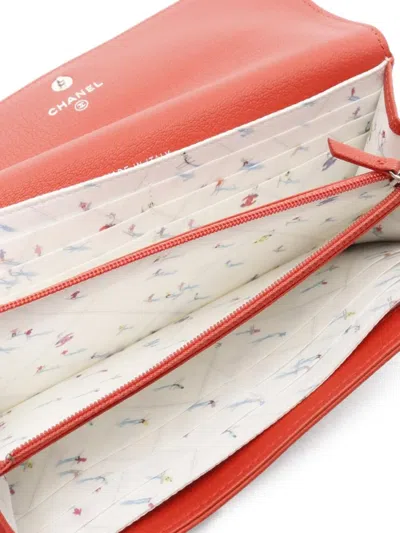 Pre-owned Chanel 2019 Coco Mark Wallet In Red