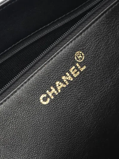 Pre-owned Chanel 90s Leather Chain Tote Bag