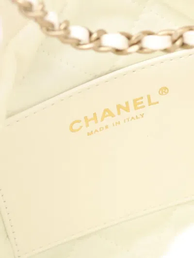 Pre-owned Chanel 2021  22 Mini Chain Leather Bag
