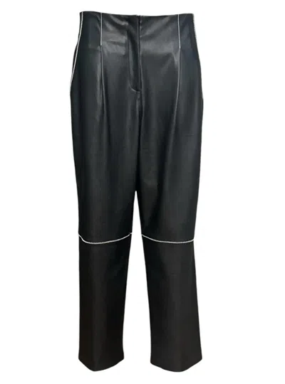 Beatrice B Woman . 1195 In Black