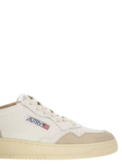 Autry Medalist Low-top Sneakers With Suede Accents In White
