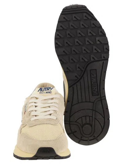 Autry Reelwind Low Sneakers Beige In Neutral