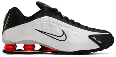 Nike Shox R4 Trainers