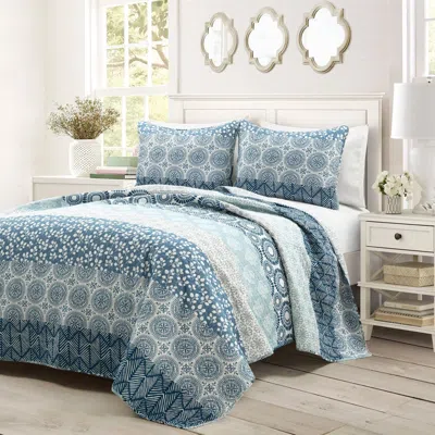 Hivvago Lightweight 3 Piece Reversible Botanical Blue Damask Quilt Set In Blue