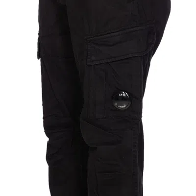 C.p. Company C.p.company Diagonal Raised Fleece Cargo Sweatpants In Black