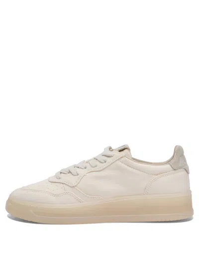 Autry Sneakers & Slip-on Beige In Gold