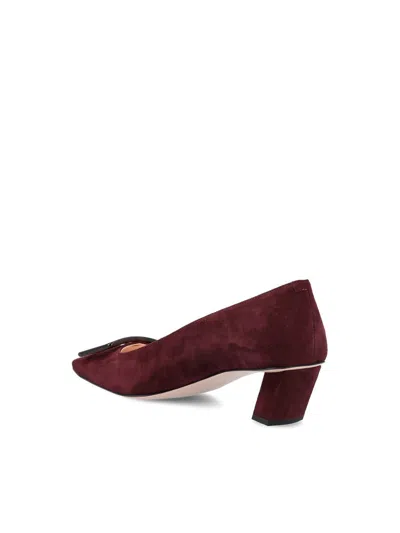 Roger Vivier Beautiful Vivier Suede Pumps In Burgundy