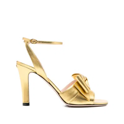 Valentino 100mm Bow-embellished Ankle-strap Sandals In Gold