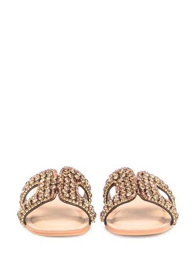 Steve Madden Low Sandal With Stones