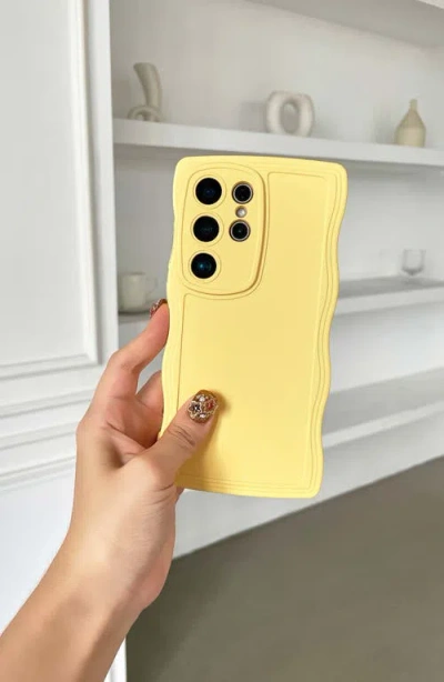 Auramma Yellow Wavy S24 Ultra Phone Case