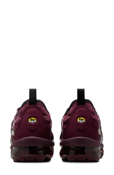 Nike Air Vapormax Plus Sneaker In Black