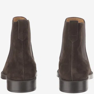 Tod's Round Toe Suede Chelsea Boots With Elastic Side Panels