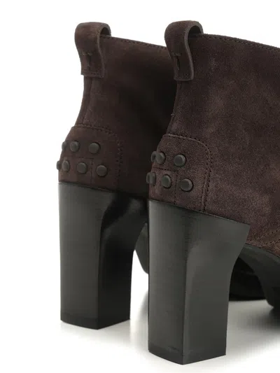 Tod's Round-toe Lace-up Ankle Boots In Brown