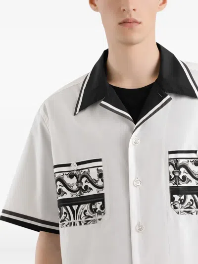 Dolce & Gabbana Short Sleeve Shirt With Contrast Collar And Graphic Print In Black