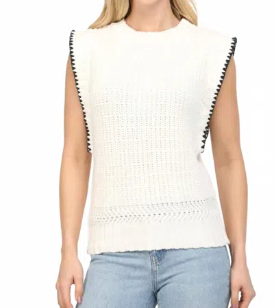 Fate Edge Detailed Sweater Vest In Off White In White