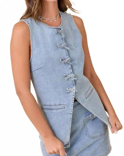 Main Strip Women's Bow Denim Vest In Light Denim