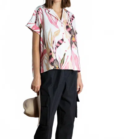 Psophia Botanical Watercolor Leaf Print Shirt In Pink In Pink