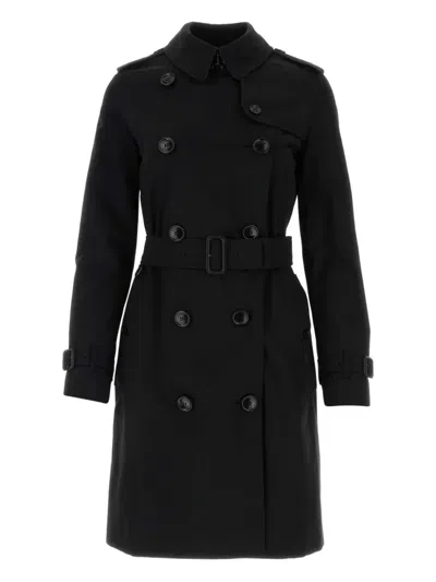 Burberry Short Kensington Heritage Trench Coat In Black