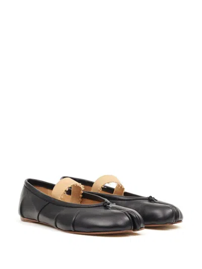 Maison Margiela Black Leather Flats With Elegant Elastic Strap In Black