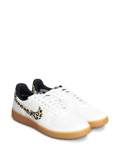 Nike Field General Se Sneakers In White Leather And Fabric In White