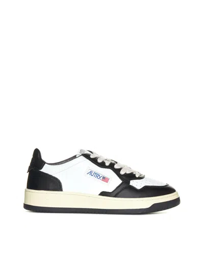 Autry Bicolor Medalist Leather Low Sneakers