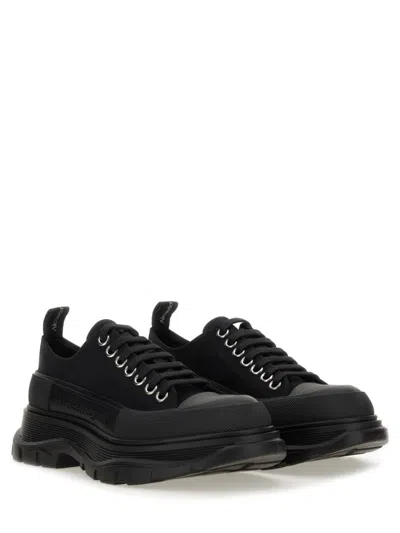 Alexander Mcqueen Tread Slick Logo Sneaker In Black