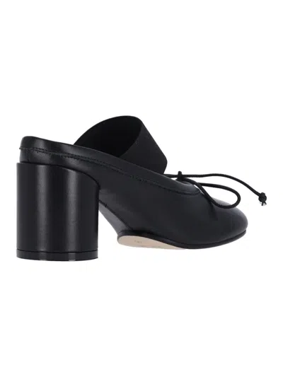 Mm6 Maison Margiela Mm6 By Maison Margiela Anatomical Black Goat Leather Sandals With Bow Detail In Black