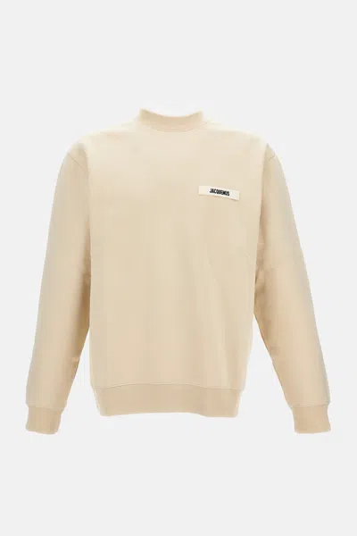 Jacquemus Men The Gros Grain Crewneck Sweatshirt With Logo Plaque In Neutral