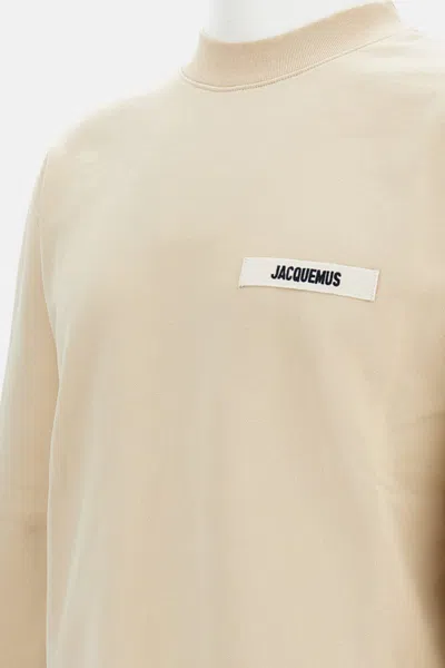 Jacquemus Men The Gros Grain Crewneck Sweatshirt With Logo Plaque In Neutral