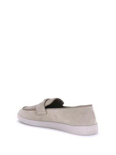 Prada Wildleder-loafer Mit Emailliertem Triangel-logo