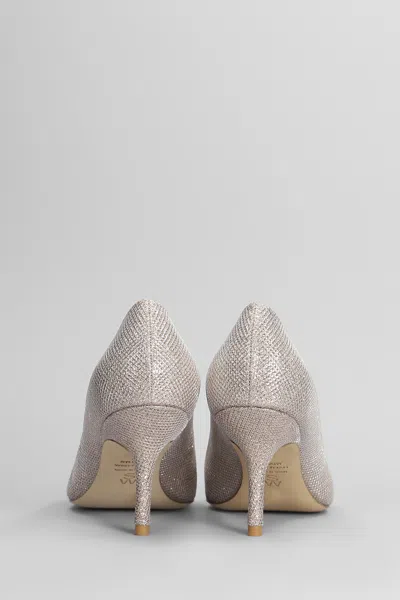 Stuart Weitzman Eva 75 Pumps In Gold Leather