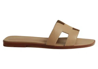 Pre-owned Hermes Oran Sandal (women's) Sneakers In Beige/linen
