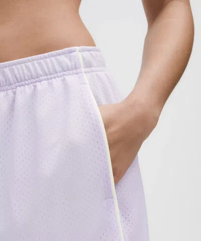 Lululemon Double-layered Mesh Mid-rise Short 5"