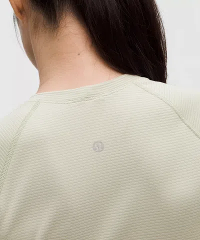 Lululemon Swiftly Tech Cropped Short-sleeve Shirt 2.0
