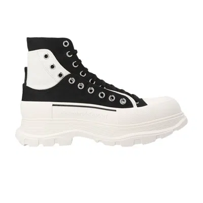 Pre-owned Alexander Mcqueen Tread Slick Ankle Boot 'black White Overlapping Panels' | Men's