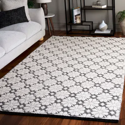 Safavieh Vermont Hand Made Area Rug, Ivory / Black Traditional Style In White