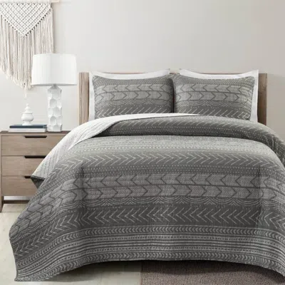 Hivvago Scandinavian Dark Grey Chevron Stripe Reversible Cotton Quilt Set