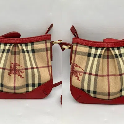 Pre-owned Burberry Beige Red Color Pvc Leather Shoulder Bag ()