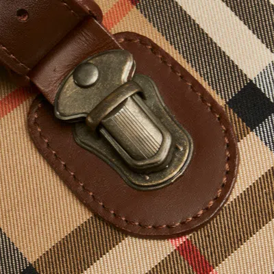 Pre-owned Burberry Brown Multi-color Canvas Shoulder Bag ()