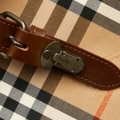 Pre-owned Burberry Brown Multi-color Canvas Shoulder Bag ()